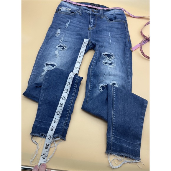 Judy Blue Jeans Womens 1/25 Skinny Fit Blue Distressed Fray Hem Stretch - Picture 6 of 7